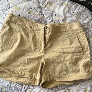 Forever 21 khaki shorts size 12
